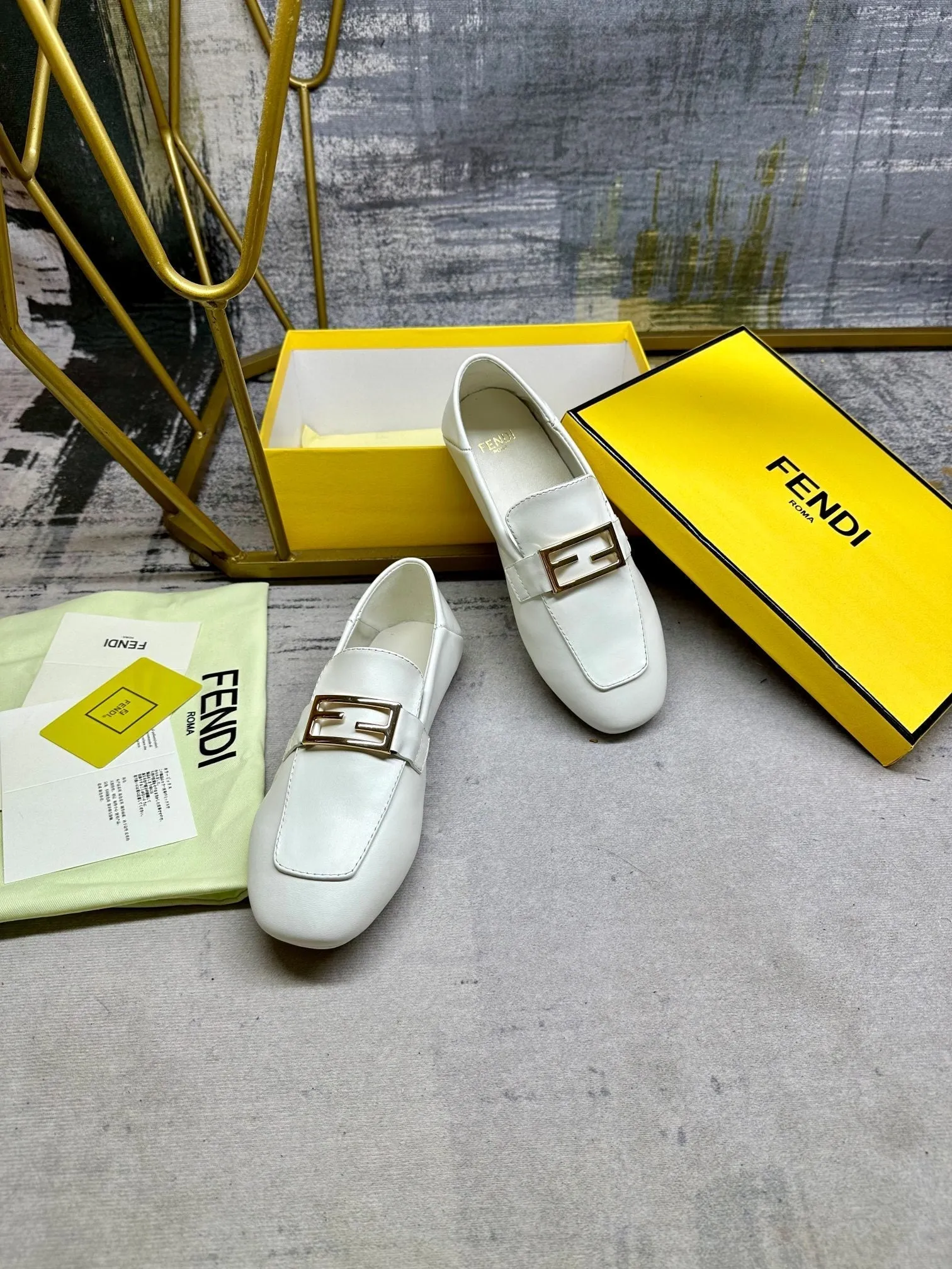 BUCKLE FENDI LAMBSKIN WHITE High-performance Guaranteed security FENDI GOLD LOAFERS IN