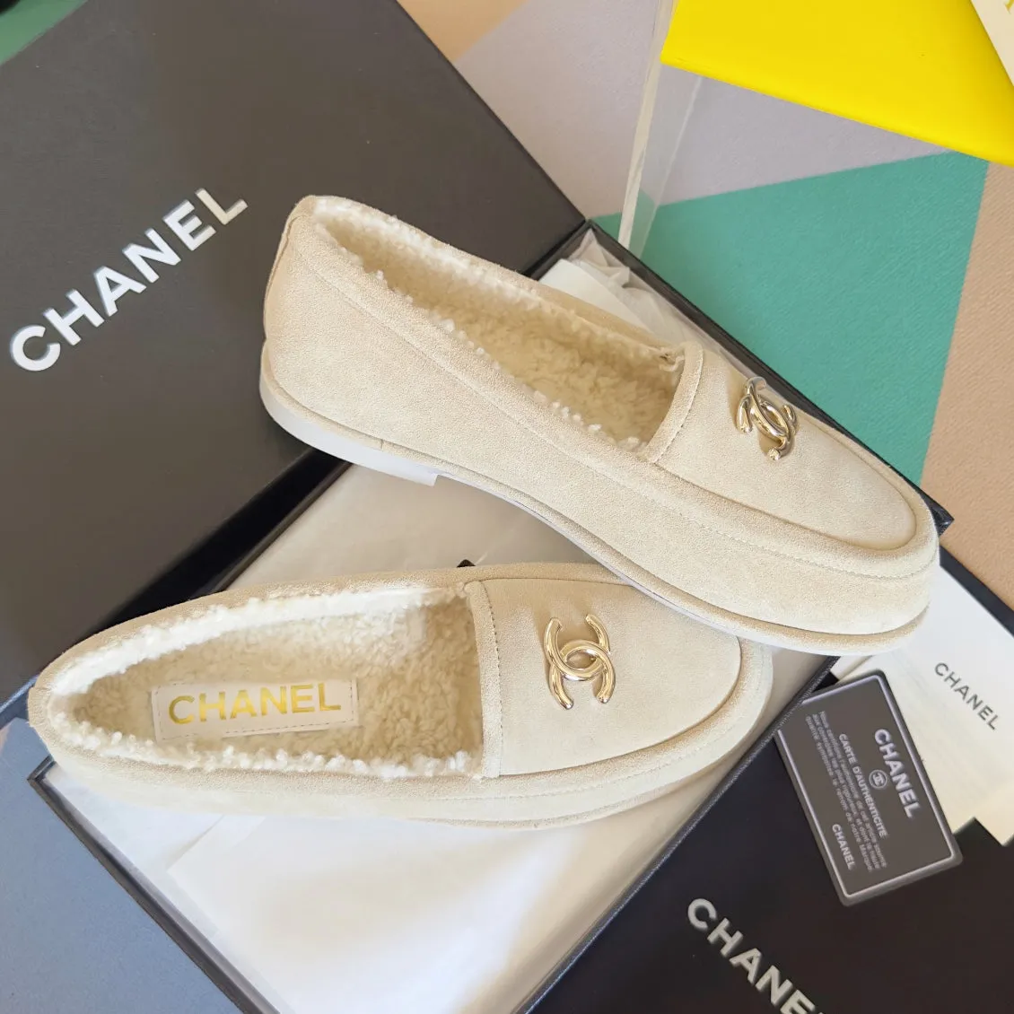 CC Moccasins 15mm White Suede