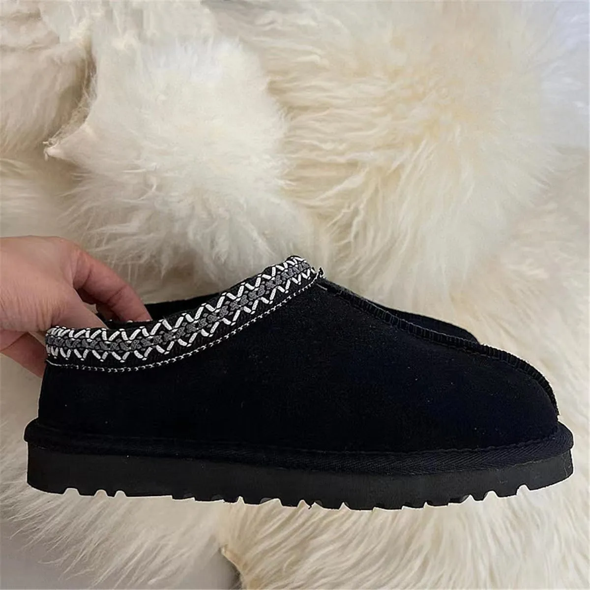 Fashion plush platform slippers for kids trend Mini Fleece Lined boots big kids Outdoor indoor slippers little kids Anti slip boots girl boys Short ankle boots Toddler