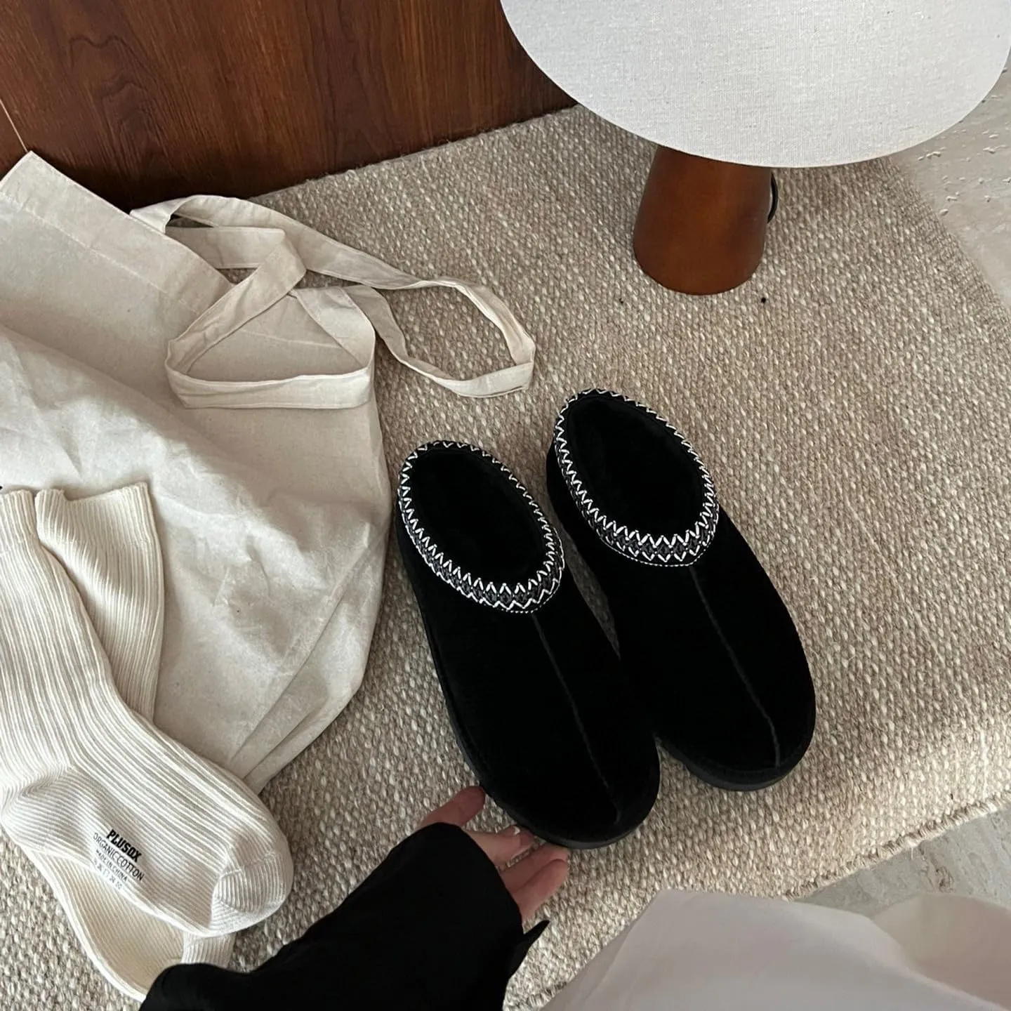 Fashion plush platform slippers for kids trend Mini Fleece Lined boots big kids Outdoor indoor slippers little kids Anti slip boots girl boys Short ankle boots Toddler