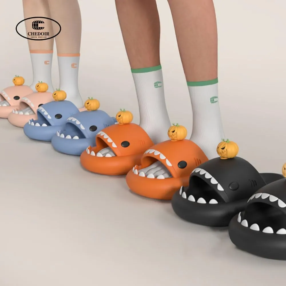 Halloween Christmas Shark Slides Slippers, 3D Cartoon Spooky Shark Slides Glow in the Dark Cloud Shark Slides, Beige