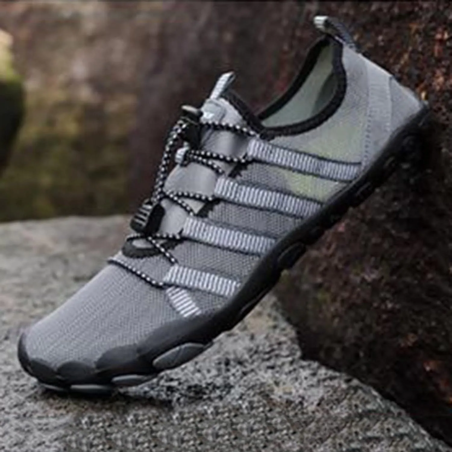 Mens Outdoor Wading Shoes Fashion Grounded Footwear Sneakers Comfort Breathable Beach Sports Shoe Surfing Shoe