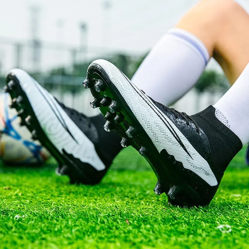 Professional High-Top Breathable Athletic Football Boots for Men's Soccer Shoes and Cleats Suitable for Both Outdoor and Indoor Play