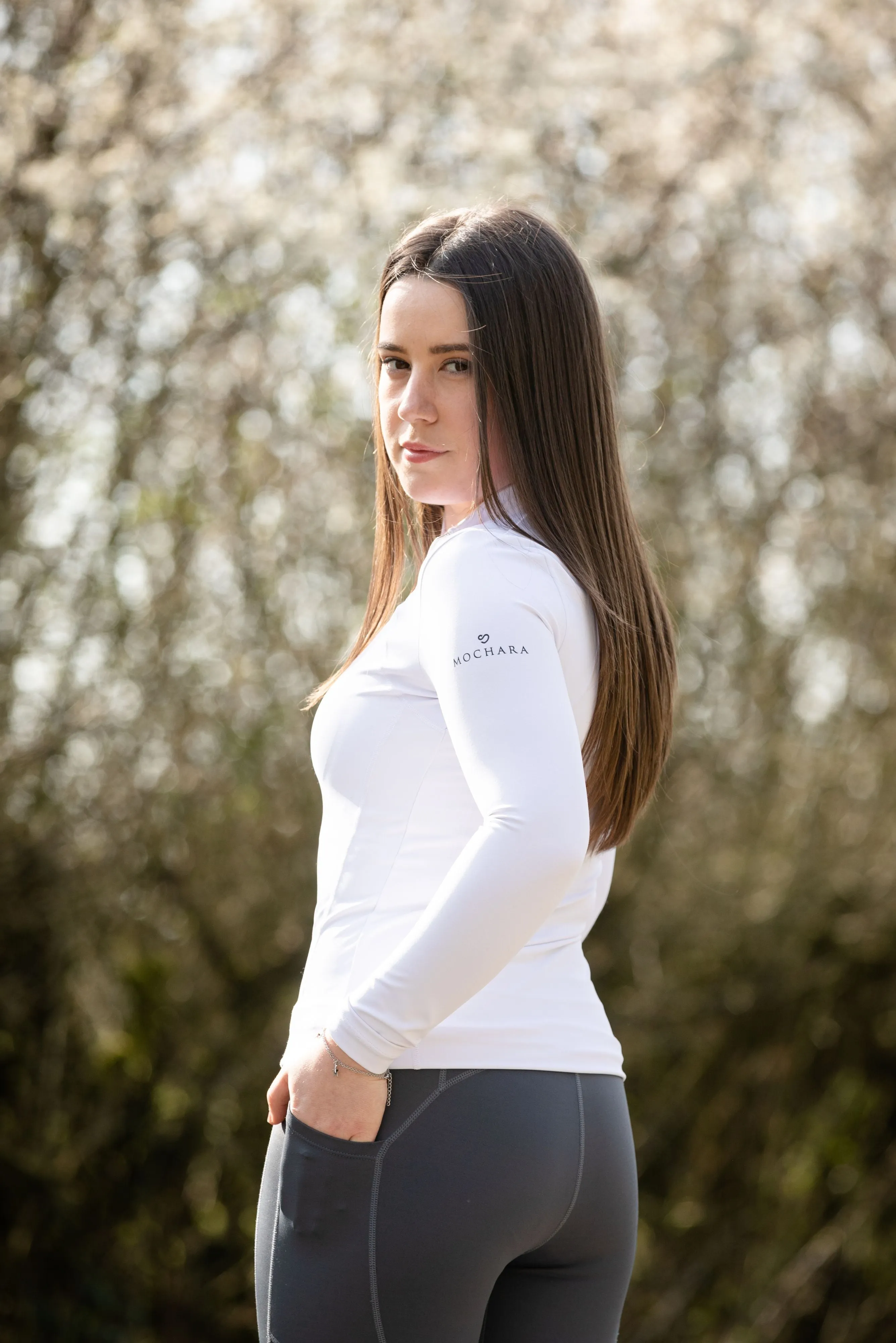 Technical Base Layer in White RECYCLED