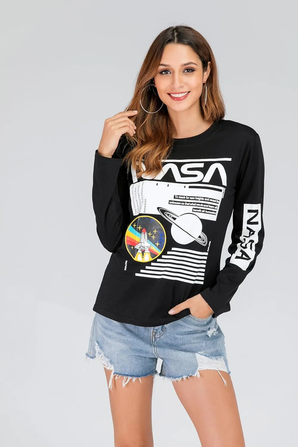WLLW Women Long Sleeve Graphic Shirts NASA Letter Print Crew Neck Tee Tops Blouse Sweatshirts