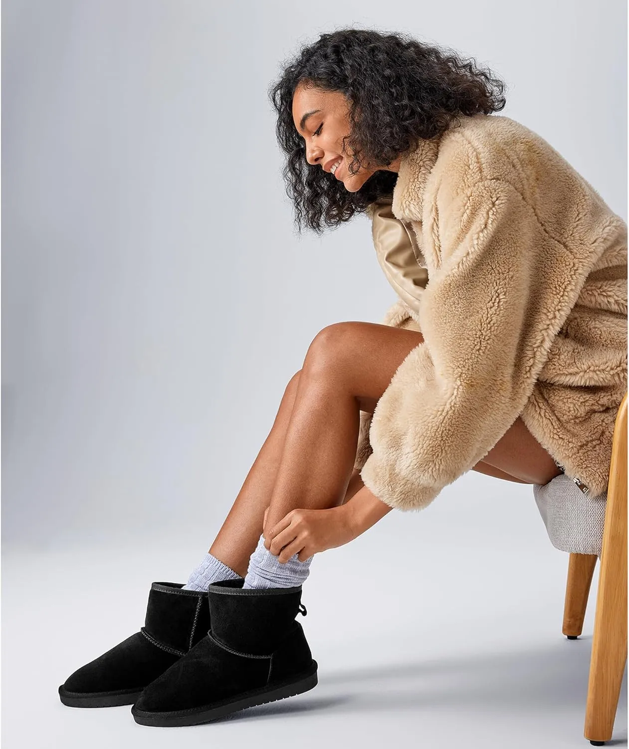 Women Winter Snow Boots Suede Mini Boots with Fur Lined Slip On Anti-Slip Comfort Ankle Boots for Women