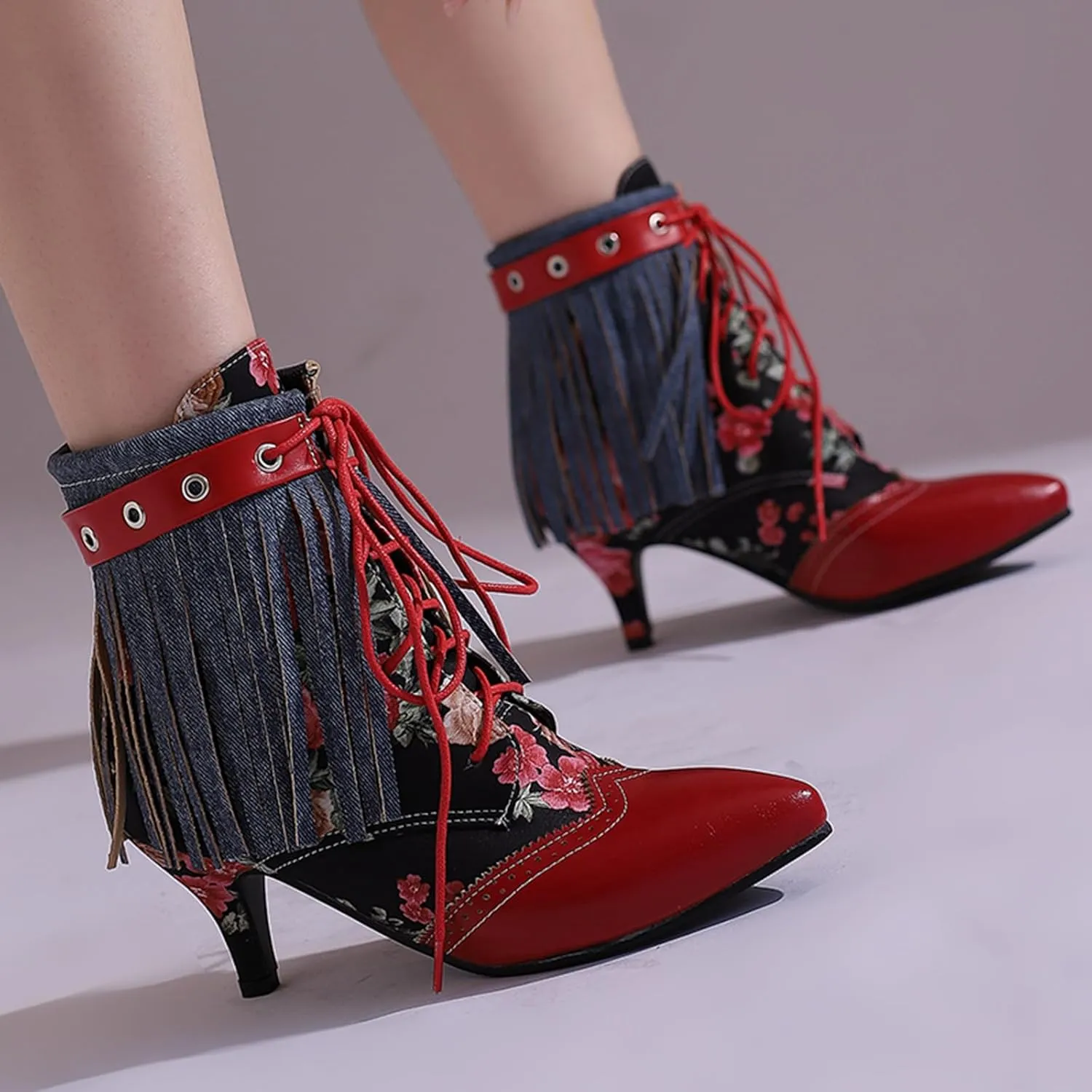 Women's Retro Block Heel and Pointed Toe Ankle Boots Lace-up Short Boots with Tassel