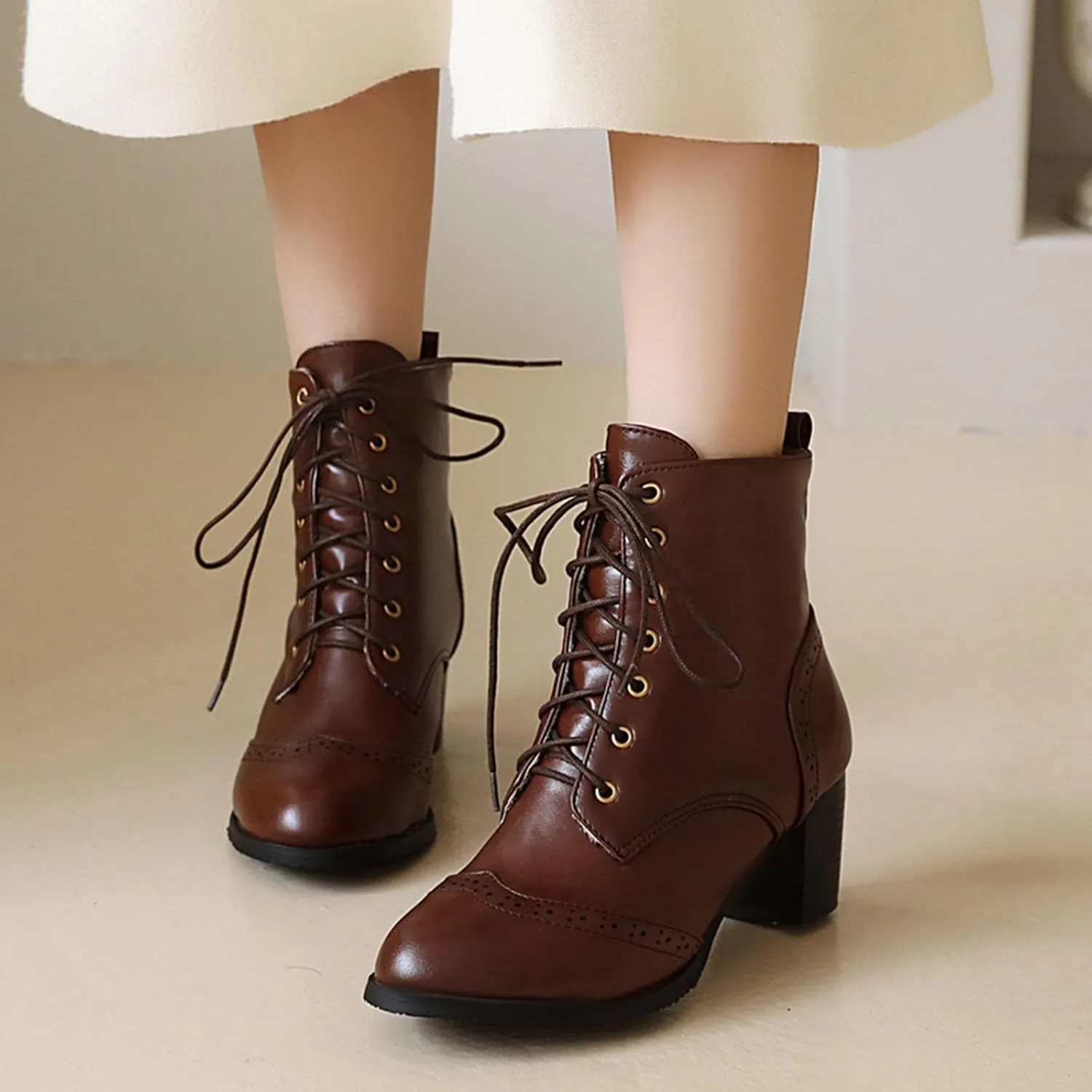 Women's Wingtip Lace Up Booties Chunky Heel Ankle Boots Mid Calf Boots Combat Boots Slip On Leather Boots Fall Winter Boots Faux Fur Lining Vintage Victorian Boots for Wedding Bridal